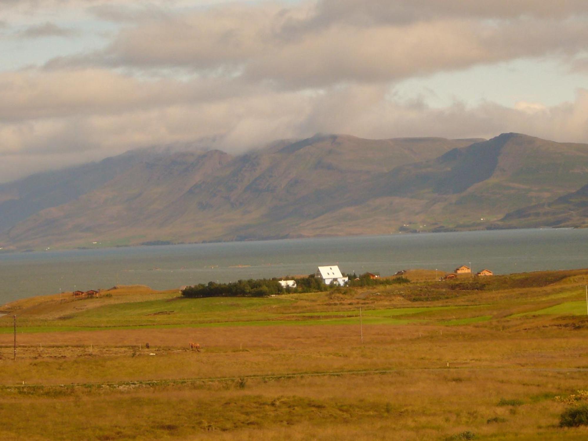 Guesthouse Petursborg Akureyri Exterior foto