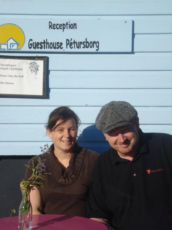 Guesthouse Petursborg Akureyri Exterior foto