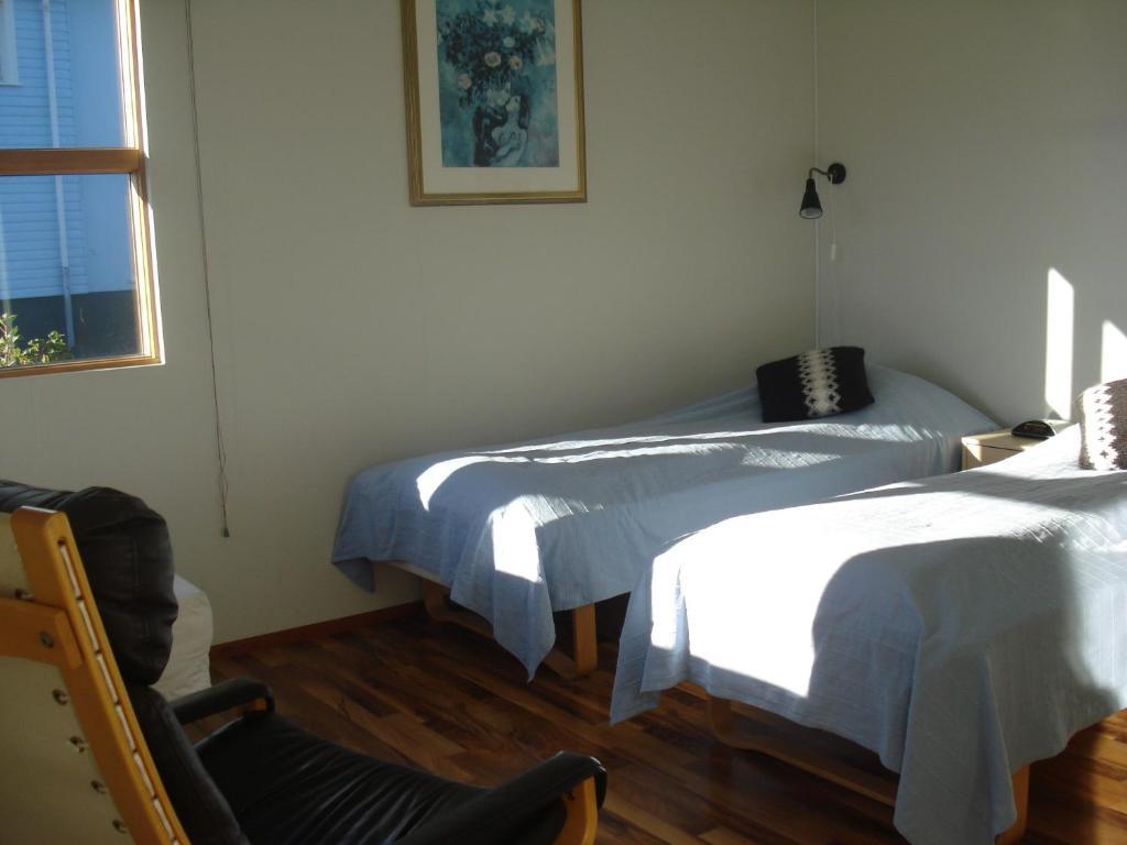 Guesthouse Petursborg Akureyri Zimmer foto